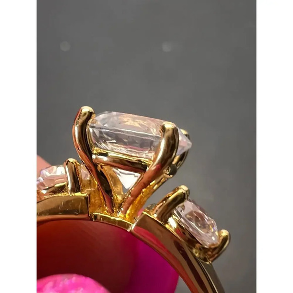 Trilogy CZ gold over sterling silver ring size 9 - Picture 6 of 9